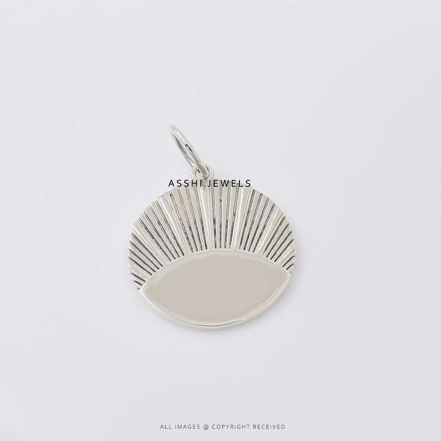 Designer Round Pendant 925 Sterling Silver Jewelry