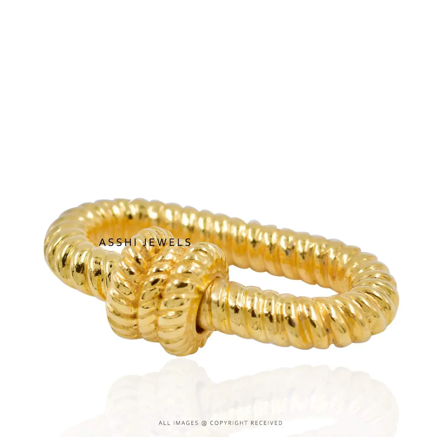 14K Yellow Gold Plated Twisted Oval Carabiner Lock